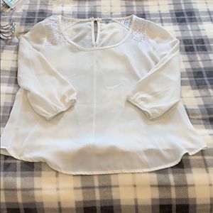 White sheer 3 quarter length sleeve blouse